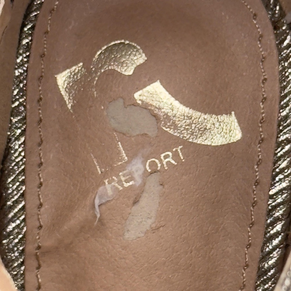 Report Deschutes Heeled Sandals Women 7W Gold Metallic Triple Strap Block Heel - Picture 8 of 10
